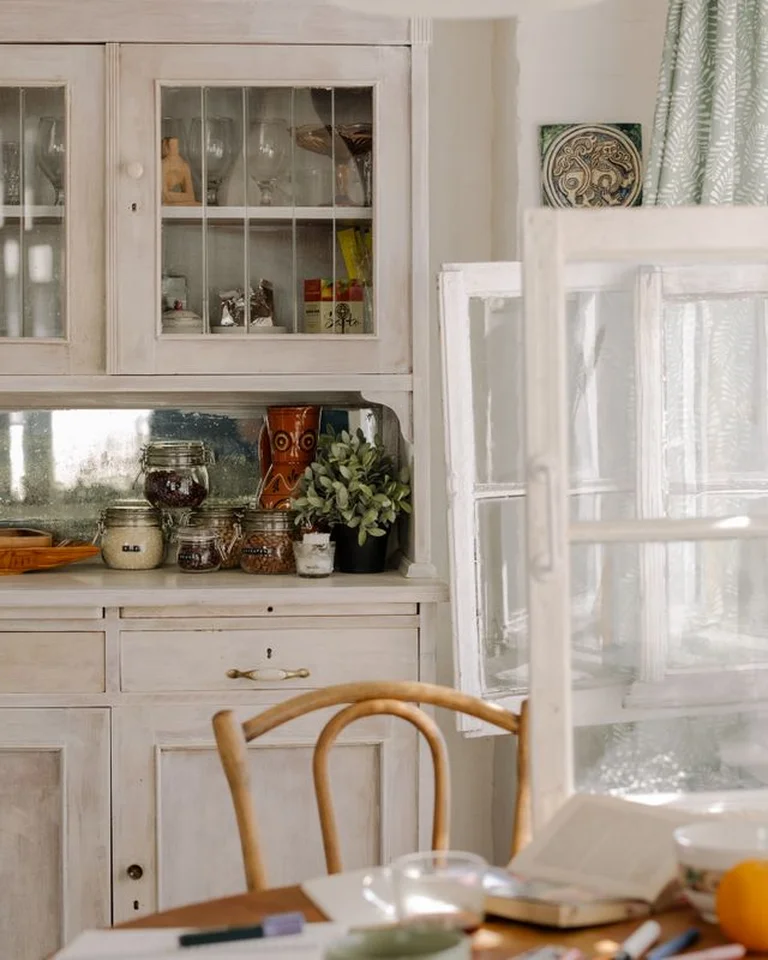 18 Cottagecore Kitchen Must-Haves for a Cozy Vintage Country Look
